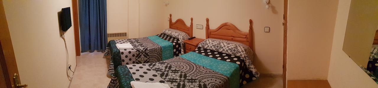 Hostal El Busto Teruel Kültér fotó