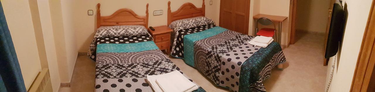 Hostal El Busto Teruel Kültér fotó